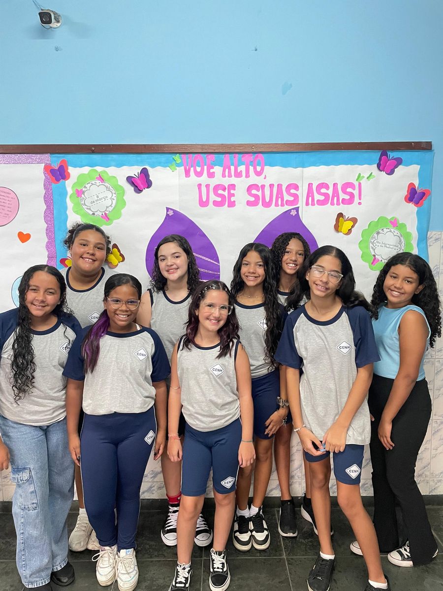 Alunos do Fundamental II na Escola Novo Horizonte